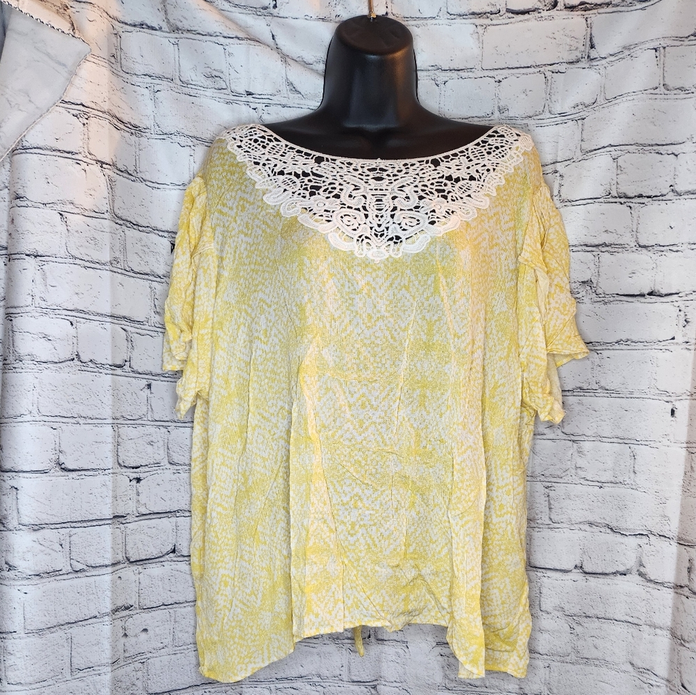 Cato NWT Yellow‎ Blouse 18/20